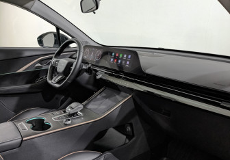 Подержанный автомобиль Omoda C5 2023 года (13 фото)