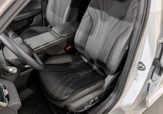 Подержанный автомобиль Geely Preface 2024 года (20 фото)