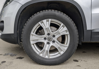 Подержанный автомобиль Volkswagen Tiguan 2016 года (12 фото)