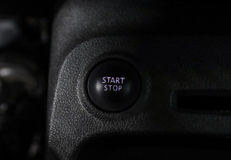 Подержанный автомобиль Renault Kaptur 2017 года (12 фото)