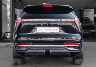 Подержанный автомобиль Geely Atlas 2024 года (5 фото)