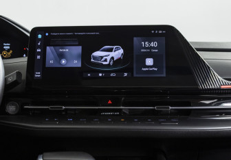 Подержанный автомобиль Changan UNI-S 2024 года (15 фото)