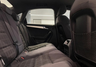 Подержанный автомобиль Audi A4 Sedan 2013 года (11 фото)