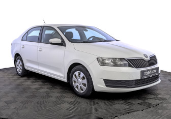 Подержанный автомобиль Skoda Rapid Liftback 2019 года (3 фото)