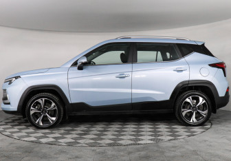 Подержанный автомобиль Москвич 3 2023 года (8 фото)