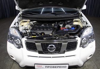 Подержанный автомобиль Nissan X-Trail 2014 года (9 фото)