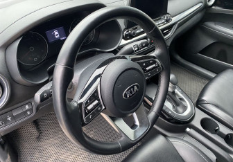 Подержанный автомобиль Kia Cerato Sedan 2021 года (15 фото)