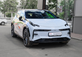 Подержанный автомобиль Zeekr X 2023 года (3 фото)
