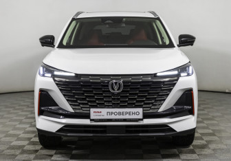 Подержанный автомобиль Changan UNI-S 2024 года (2 фото)
