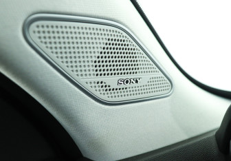 Подержанный автомобиль Changan UNI-K 2023 года (23 фото)