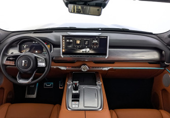 Новый Tank 700 2024 (10 фото)