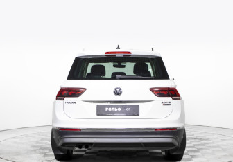 Подержанный автомобиль Volkswagen Tiguan 2017 года (6 фото)