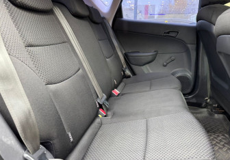 Подержанный автомобиль Hyundai i30 Wagon 2010 года (11 фото)