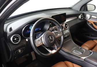 Подержанный автомобиль Mercedes-Benz GLC Coupe 2020 года (9 фото)