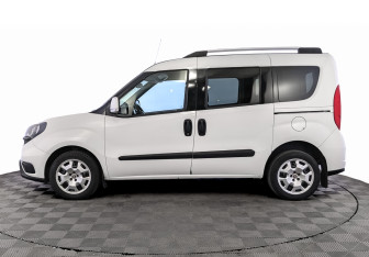 Подержанный автомобиль Fiat Doblo 2020 года (8 фото)