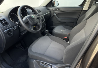 Подержанный автомобиль Skoda Yeti 2013 года (9 фото)