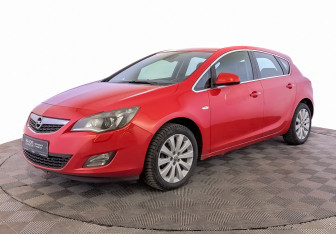 Подержанный автомобиль Opel Astra Hatchback 2012 года (1 фото)