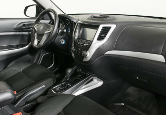 Подержанный автомобиль Changan CS35 2016 года (7 фото)