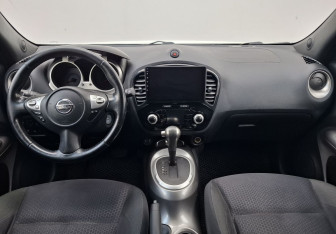 Подержанный автомобиль Nissan Juke 2013 года (12 фото)