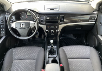 Подержанный автомобиль SsangYong Actyon 2013 года (10 фото)