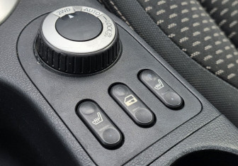 Подержанный автомобиль Nissan Qashqai 2009 года (16 фото)