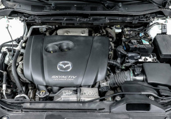 Подержанный автомобиль Mazda CX-5 2015 года (5 фото)