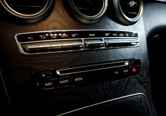 Подержанный автомобиль Mercedes-Benz GLC Coupe 2017 года (26 фото)