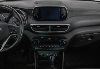 Подержанный автомобиль Hyundai Tucson 2018 года (14 фото)