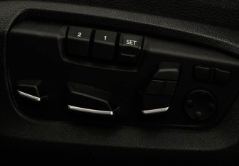 Подержанный автомобиль BMW X5 2017 года (16 фото)