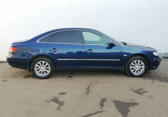 Подержанный автомобиль Hyundai Grandeur 2008 года (4 фото)