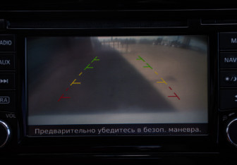 Подержанный автомобиль Nissan Juke 2014 года (12 фото)