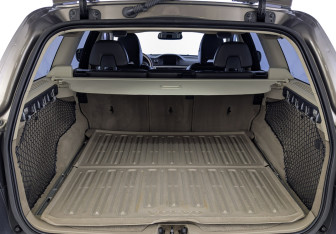 Подержанный автомобиль Volvo XC70 2011 года (10 фото)