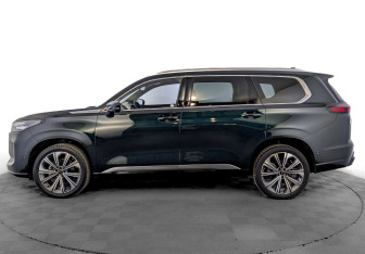 Подержанный автомобиль Exeed VX 2023 года (8 фото)