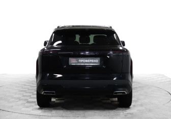 Подержанный автомобиль Jaecoo J7 2023 года (6 фото)