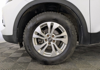 Подержанный автомобиль Chery Tiggo 4 Pro 2023 года (13 фото)