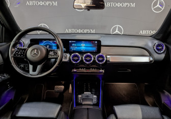 Подержанный автомобиль Mercedes-Benz GLB 2021 года (14 фото)
