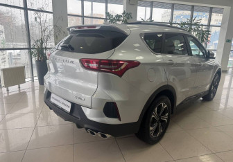 Подержанный автомобиль Jetour X70 2024 года (5 фото)