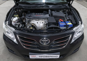 Подержанный автомобиль Toyota Camry Sedan 2011 года (9 фото)