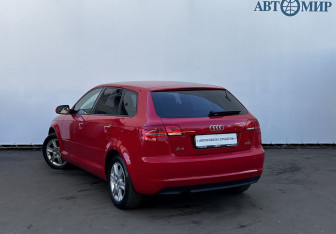 Подержанный автомобиль Audi A3 Hatchback 2012 года (7 фото)