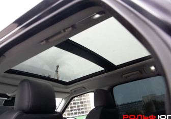 Подержанный автомобиль Land Rover Range Rover Sport 2013 года (14 фото)