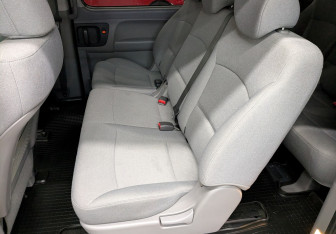 Подержанный автомобиль Hyundai H-1 2021 года (11 фото)