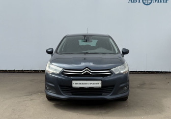 Подержанный автомобиль Citroen C4 Hatchback 2012 года (2 фото)