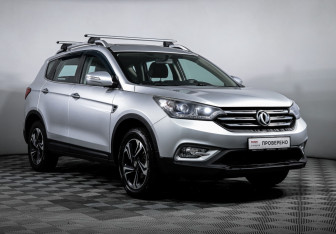 Подержанный автомобиль DongFeng AX7 2018 года (3 фото)
