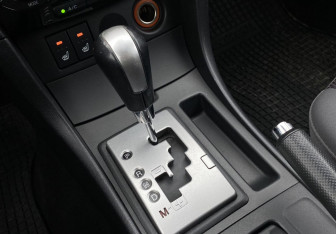 Подержанный автомобиль Mazda 3 Sedan 2008 года (15 фото)