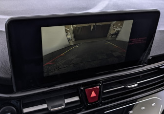 Подержанный автомобиль Москвич 3 2025 года (26 фото)