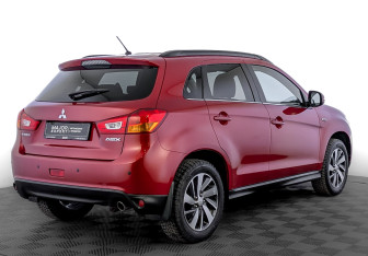 Подержанный автомобиль Mitsubishi ASX 2014 года (5 фото)