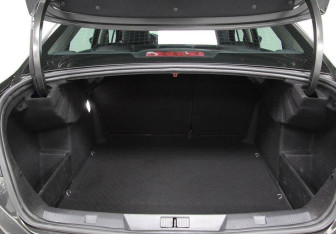 Подержанный автомобиль Citroen C4 Sedan 2018 года (11 фото)