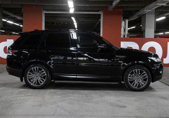 Подержанный автомобиль Land Rover Range Rover Sport 2017 года (4 фото)