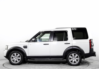 Подержанный автомобиль Land Rover Discovery 2013 года (8 фото)