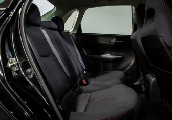 Подержанный автомобиль Subaru Impreza WRX Sedan 2012 года (9 фото)